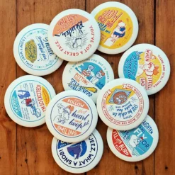 Badges|Maison Ghibli Collection de badges vintage 1 badge Mystere - Kiki la petite sorcièr