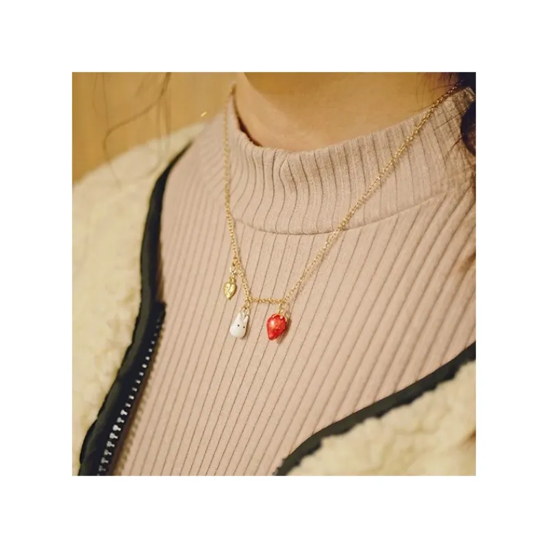 Bijoux|Maison Ghibli Collier Totoro Blanc Et Fraises - Mon Voisin Totoro