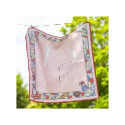 Textile|Maison Ghibli Mouchoir Chemin du vent rouge - Kiki la petite sorcière
